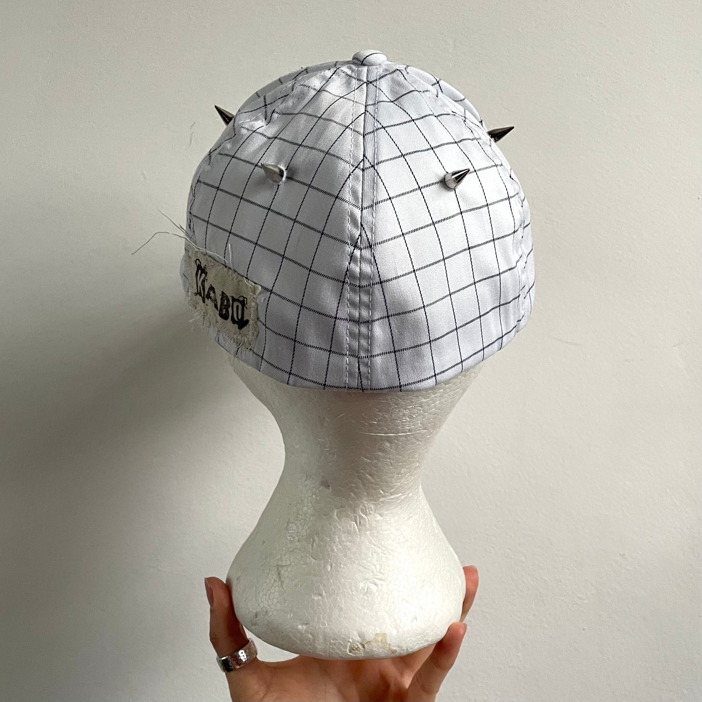 Spike + piercing cap