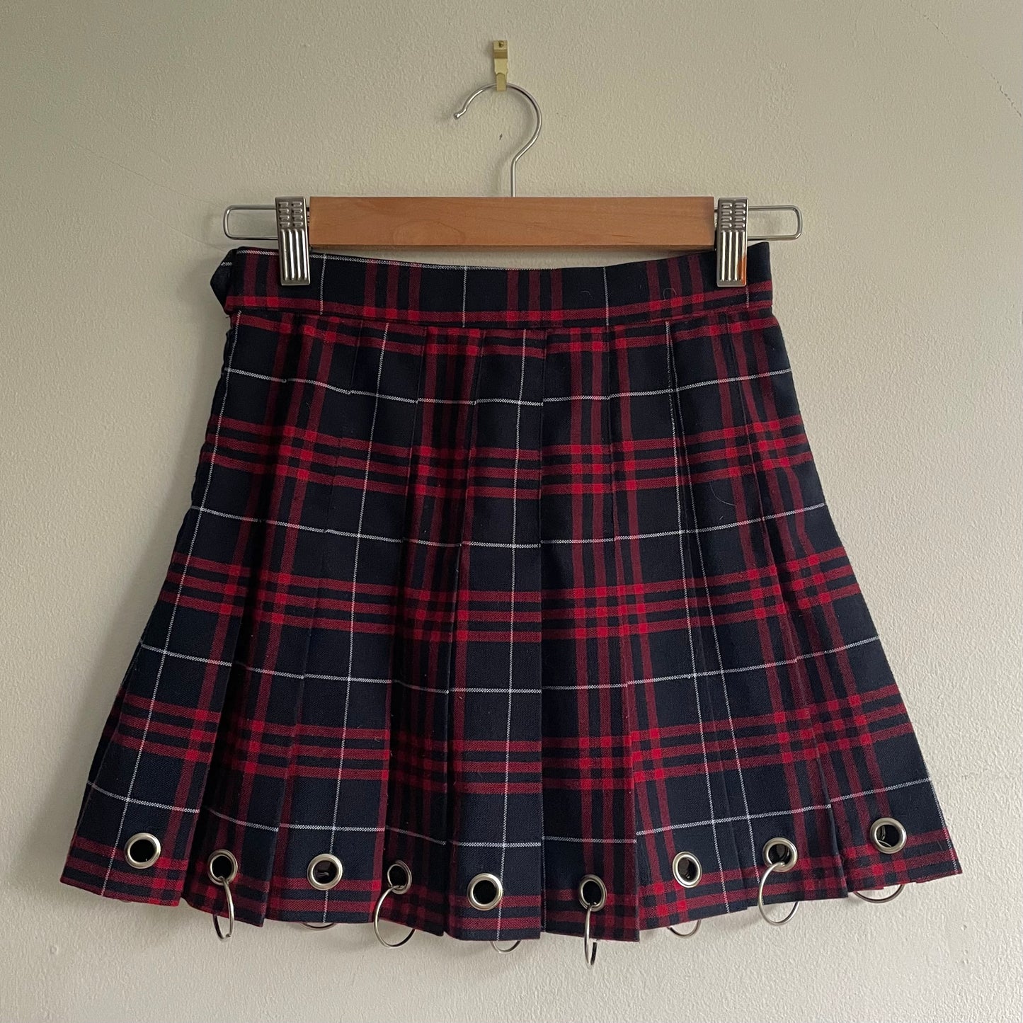 Plaid eyelet skirt