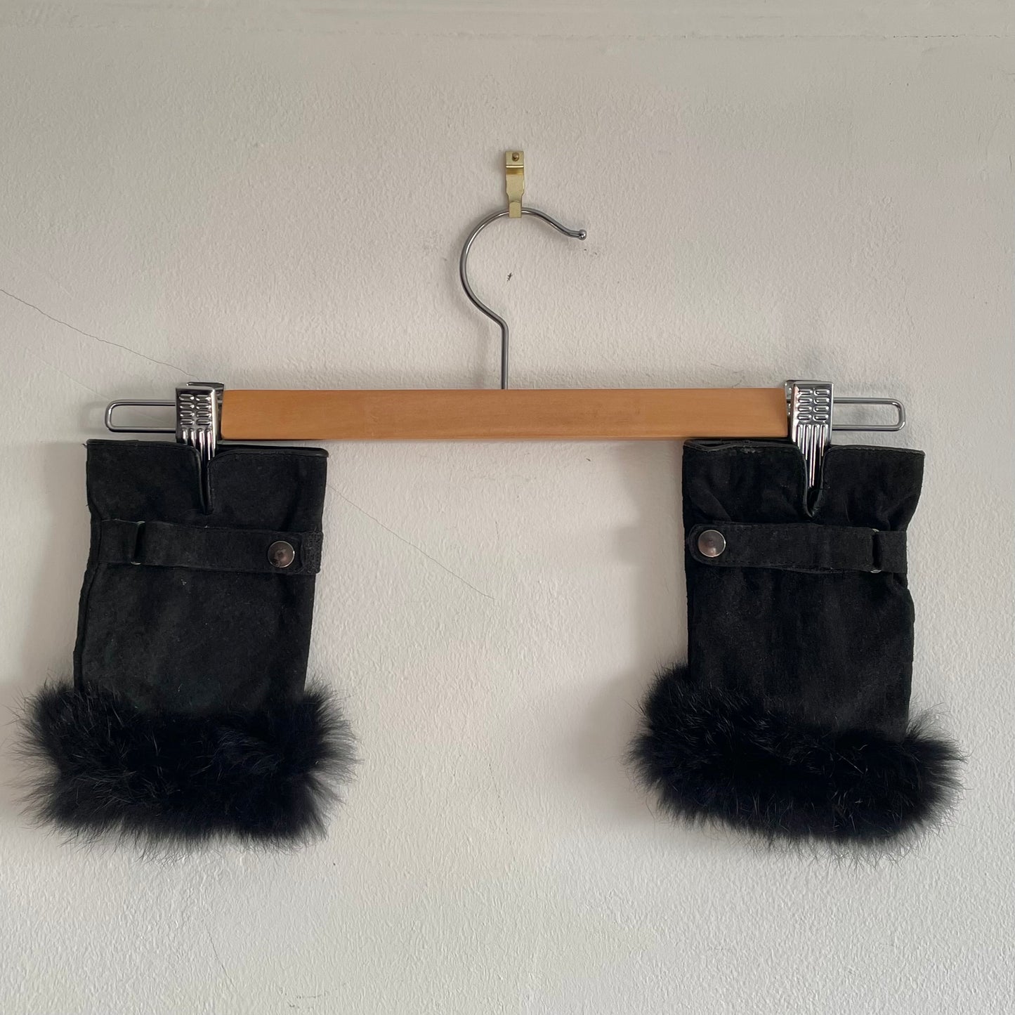 Suede + fur gloves