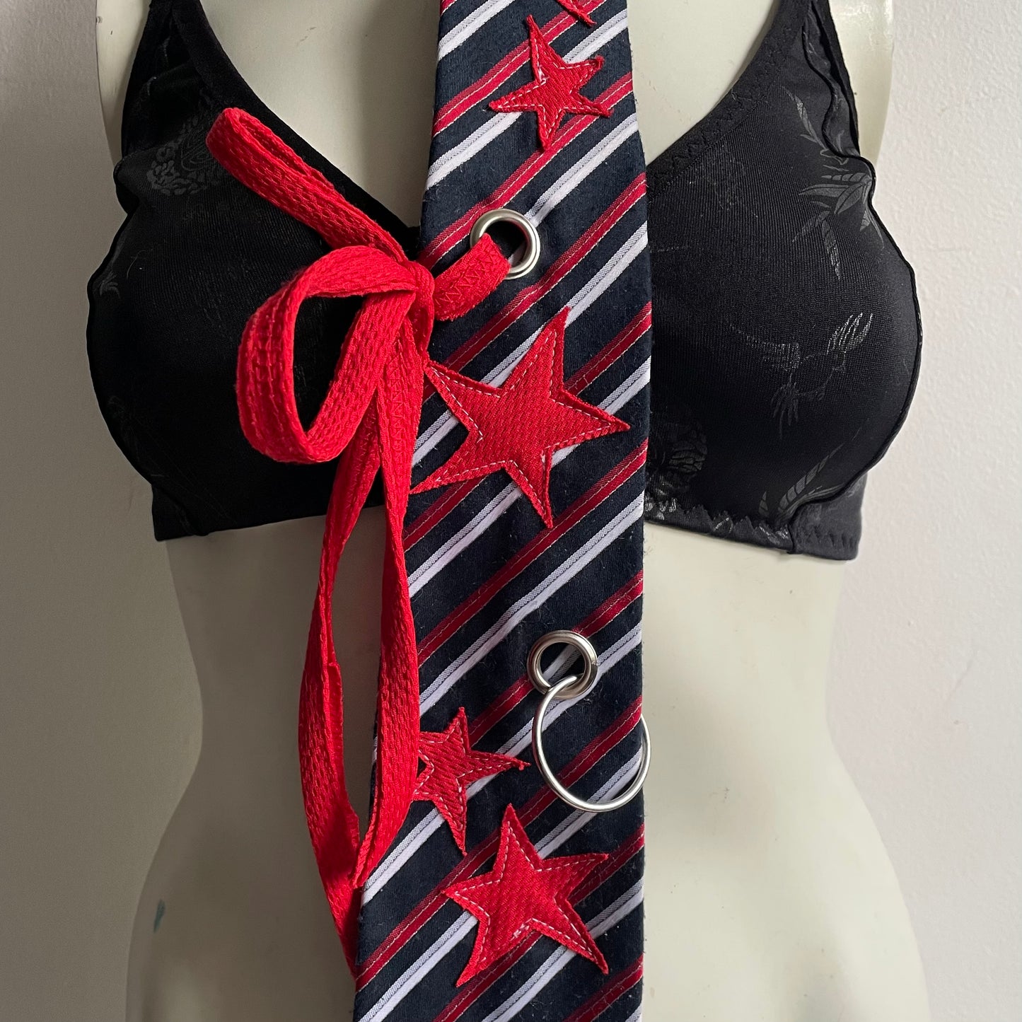 Star and stripe tie