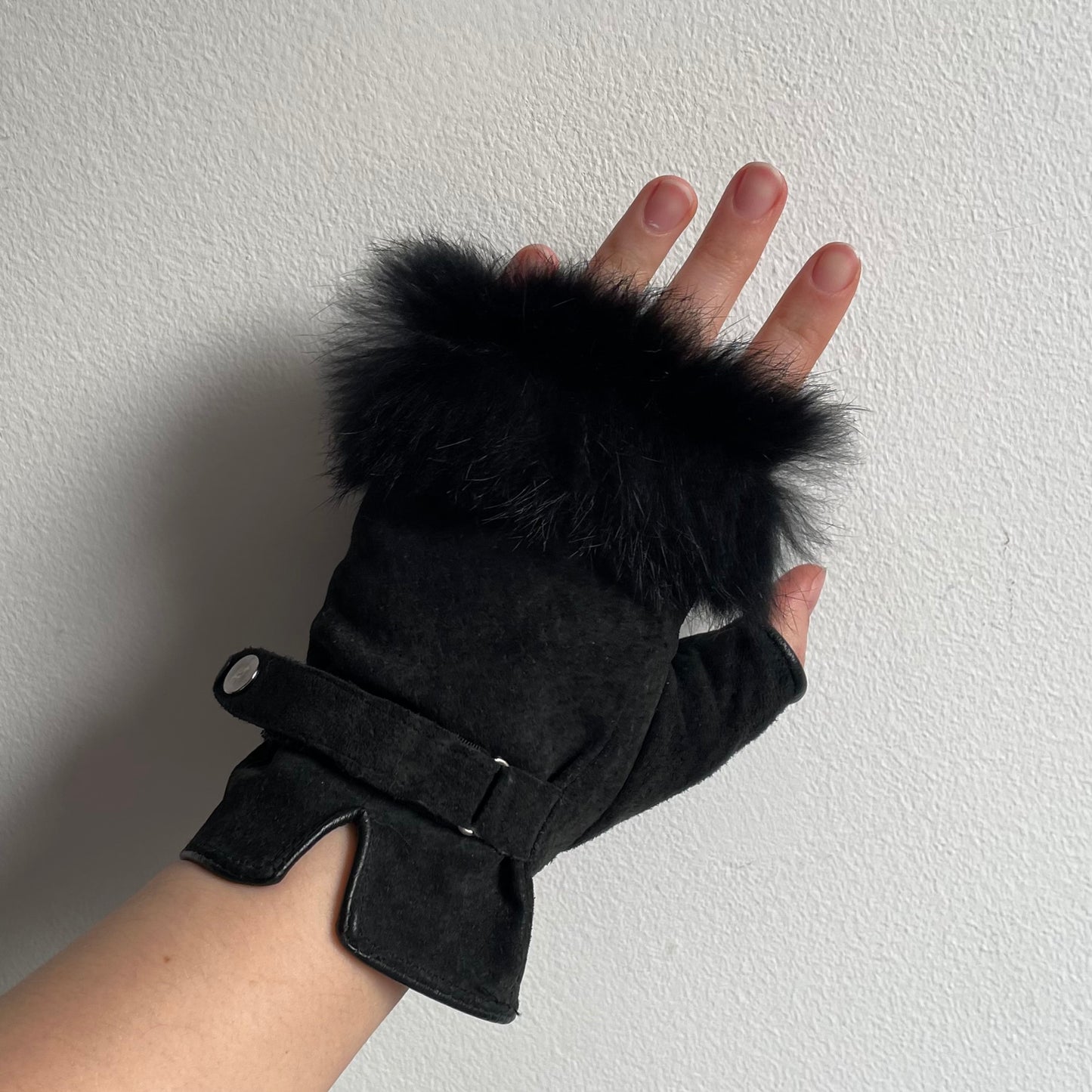 Suede + fur gloves