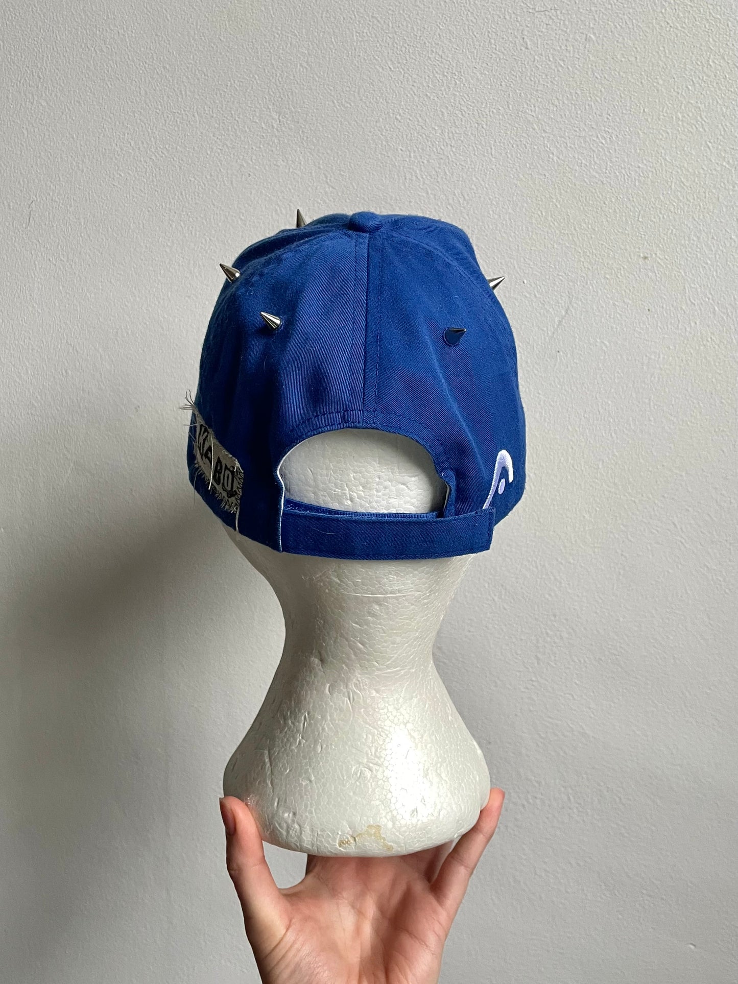 HEAD cap