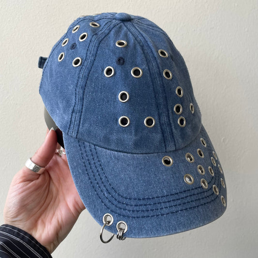 Blue eyelet cap