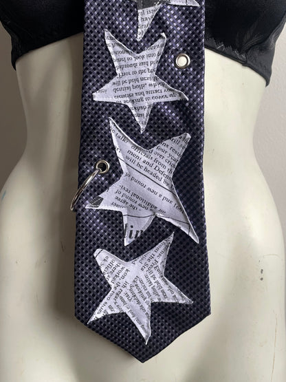 Newspaper star tie