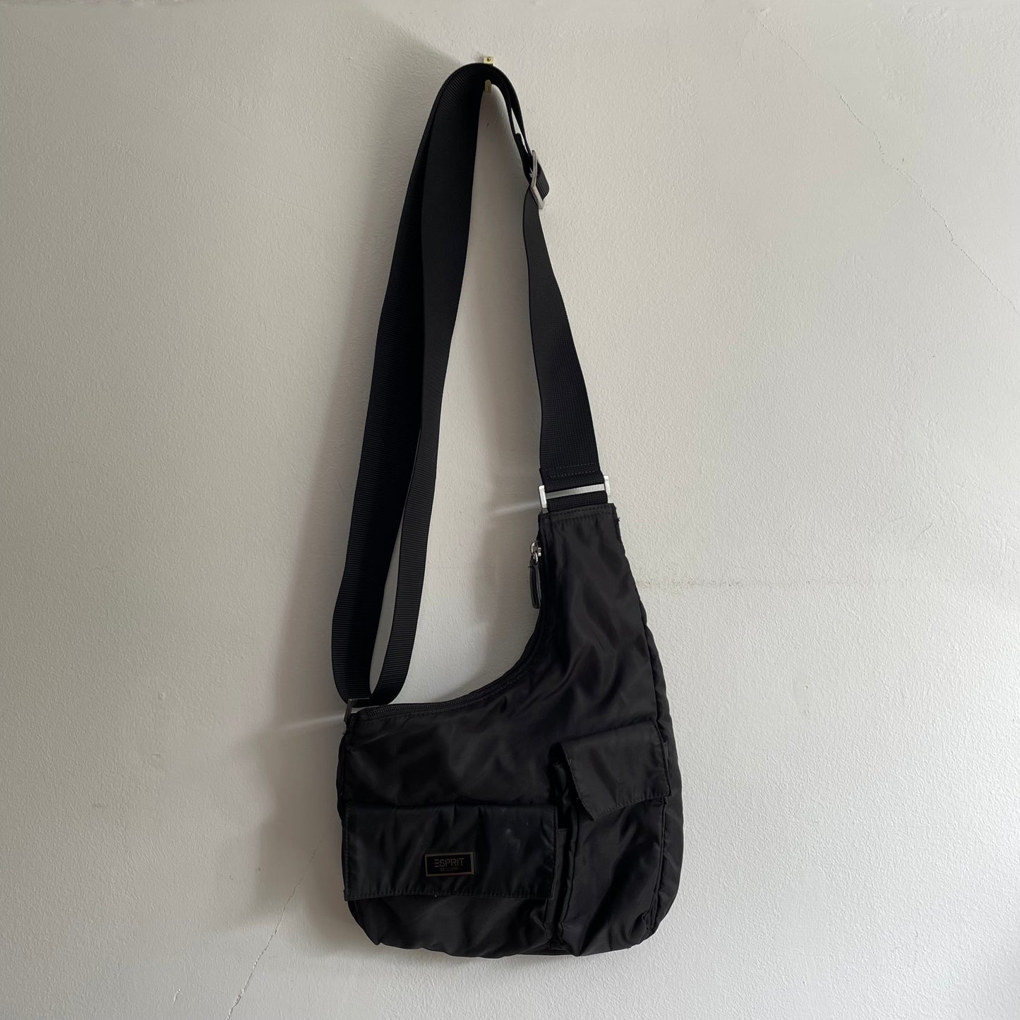 Esprit sling bag