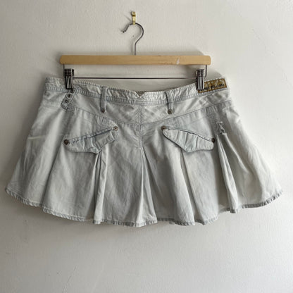 Low rise mini skirt