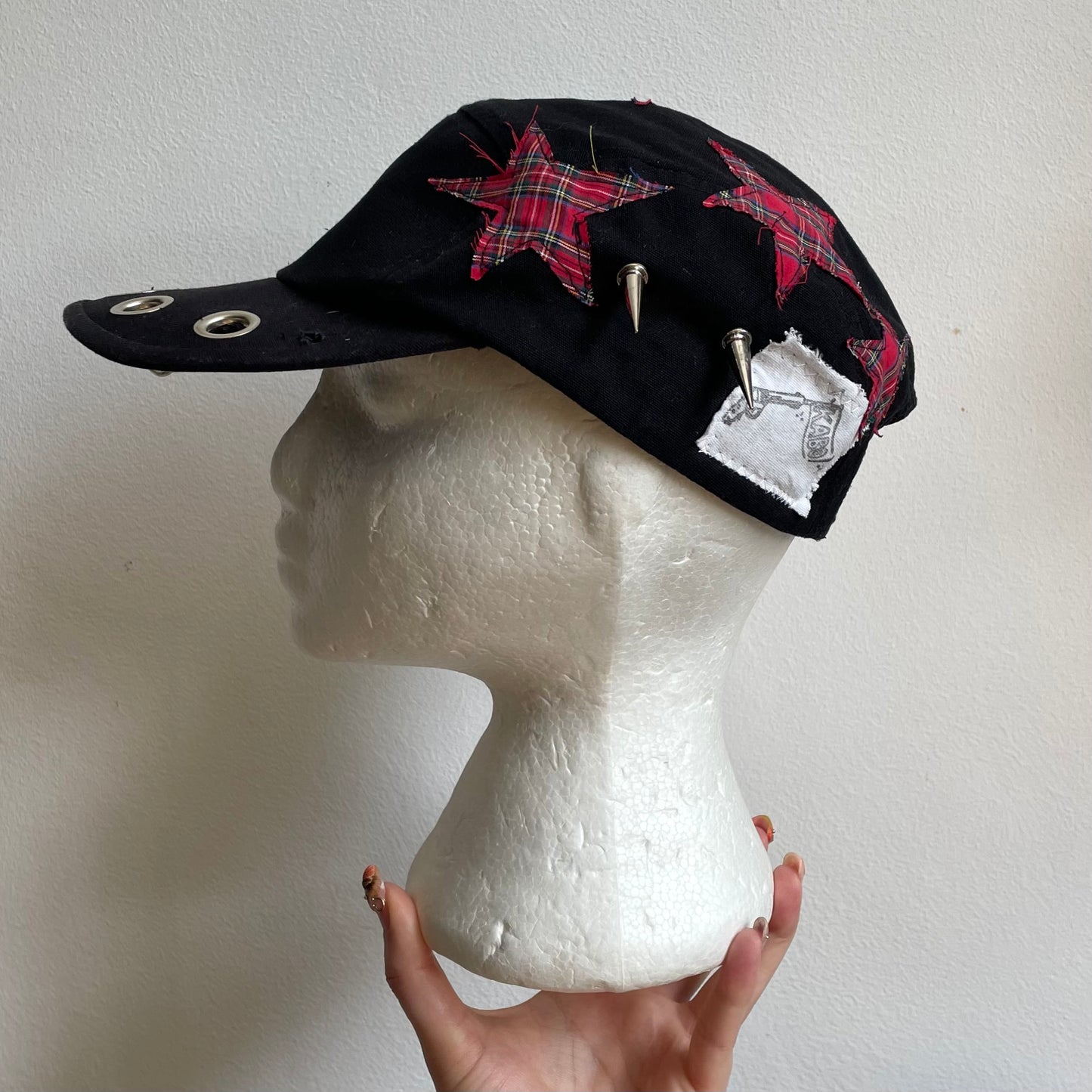 Tartan star + spike hat