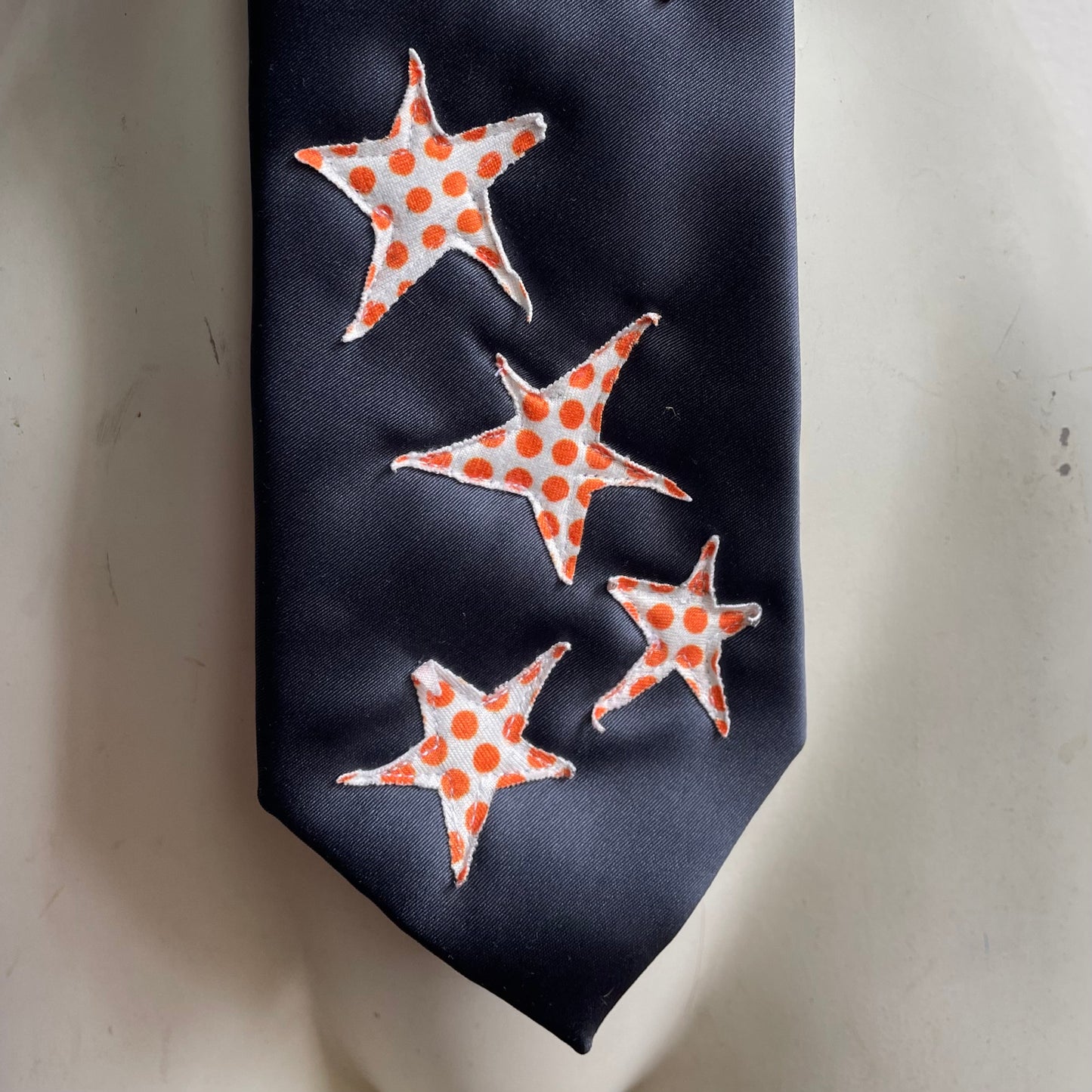 Polkadot star tie