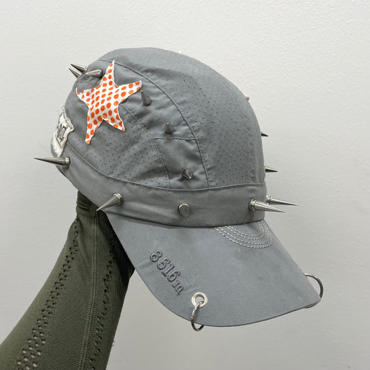 Spike star cap