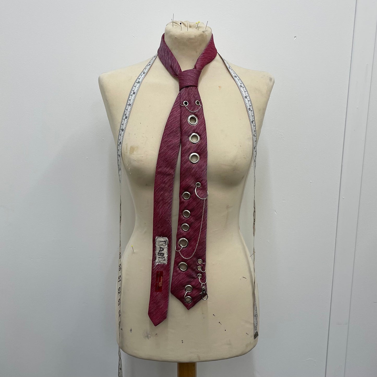 Burgundy hardware tie