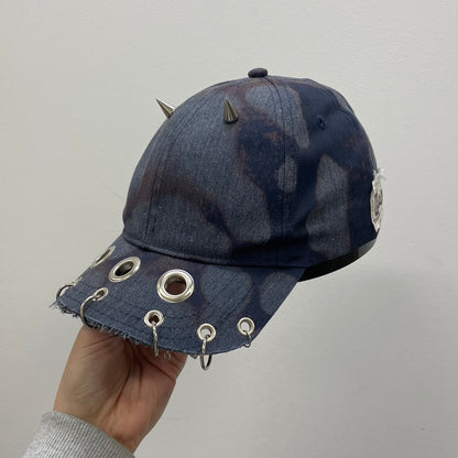Bleached cropped cap