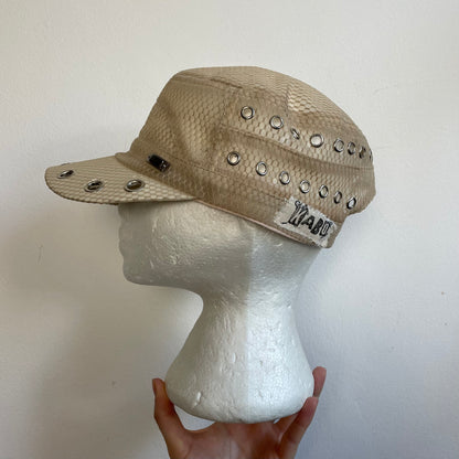 Mesh eyelet cap