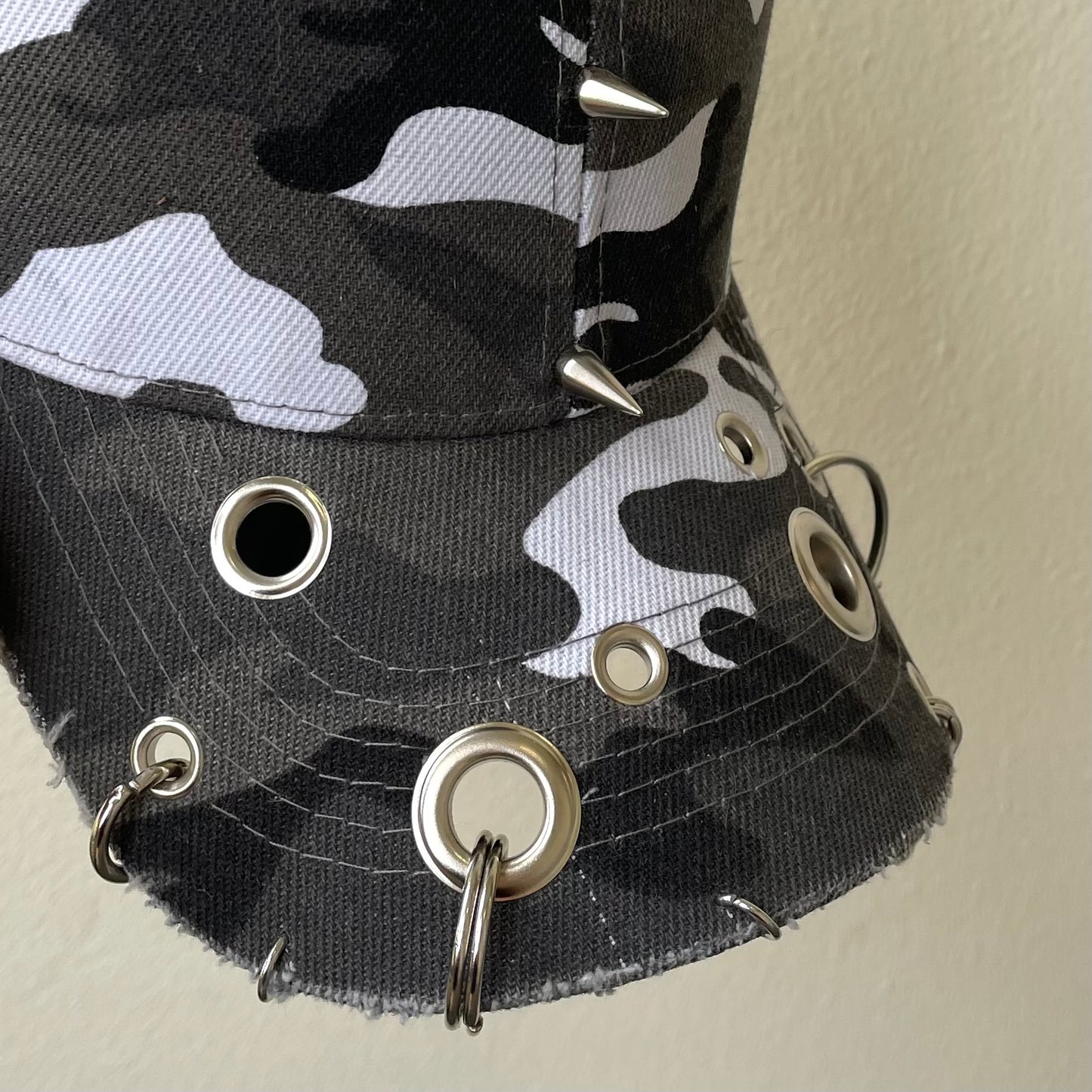Camo spike cap