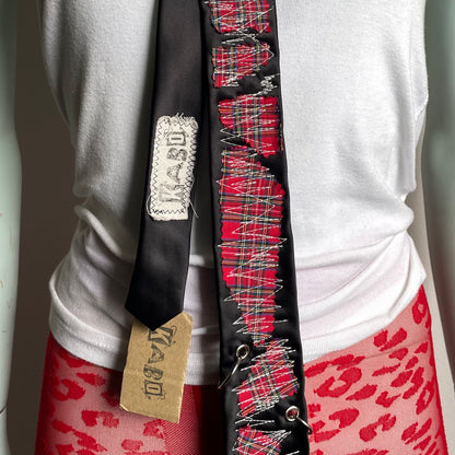 Slim tartan tie