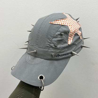 Spike star cap