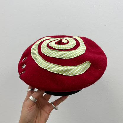 Swirl beret