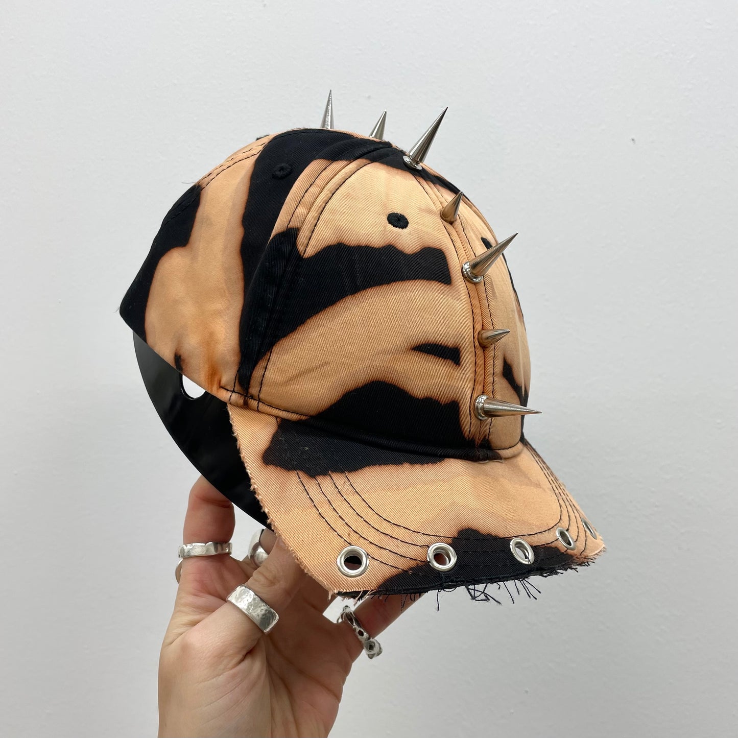 Spike mohawk cap