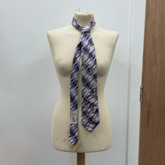 Purple hardware tie