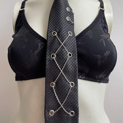 Chain corset tie