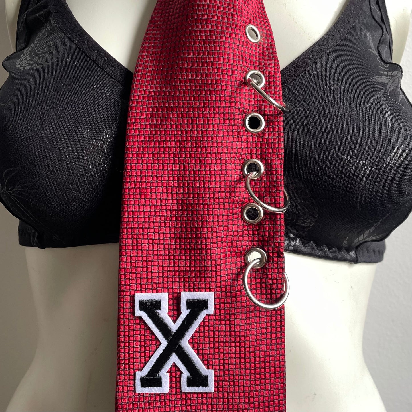 XXX tie