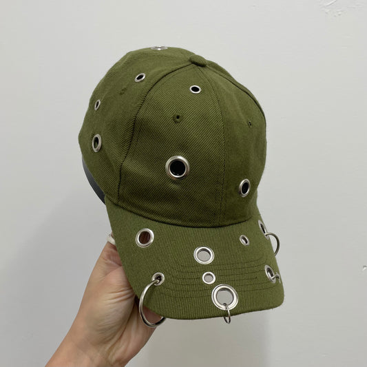 Scattered eyelet cap