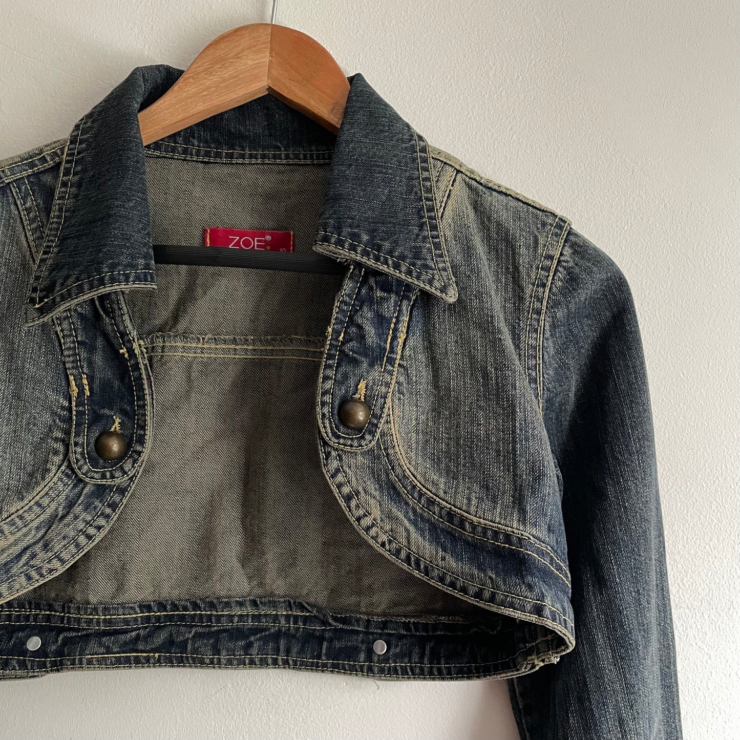 Cropped denim jacket