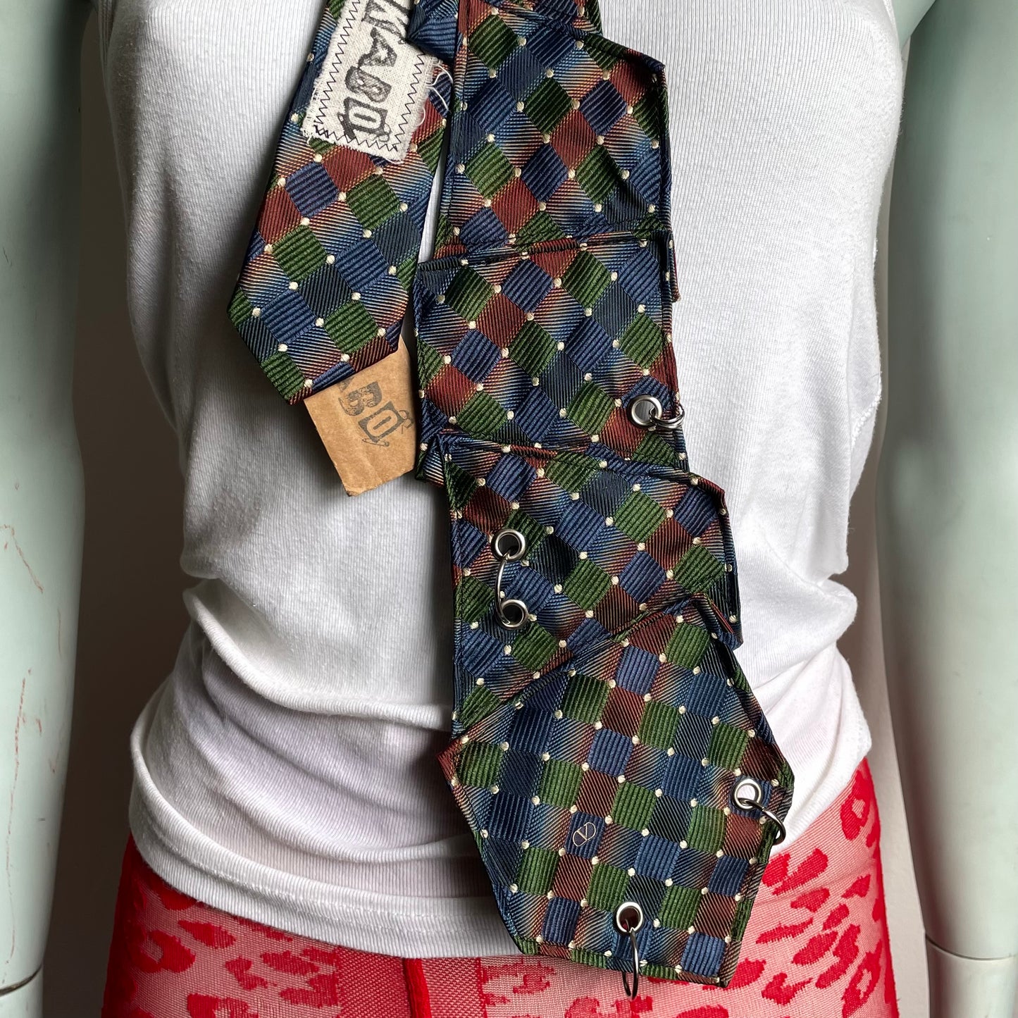 Disjointed plaid tie