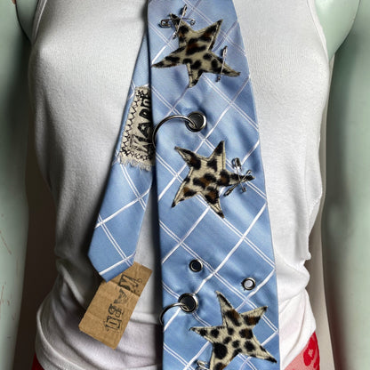 Leopard star tie