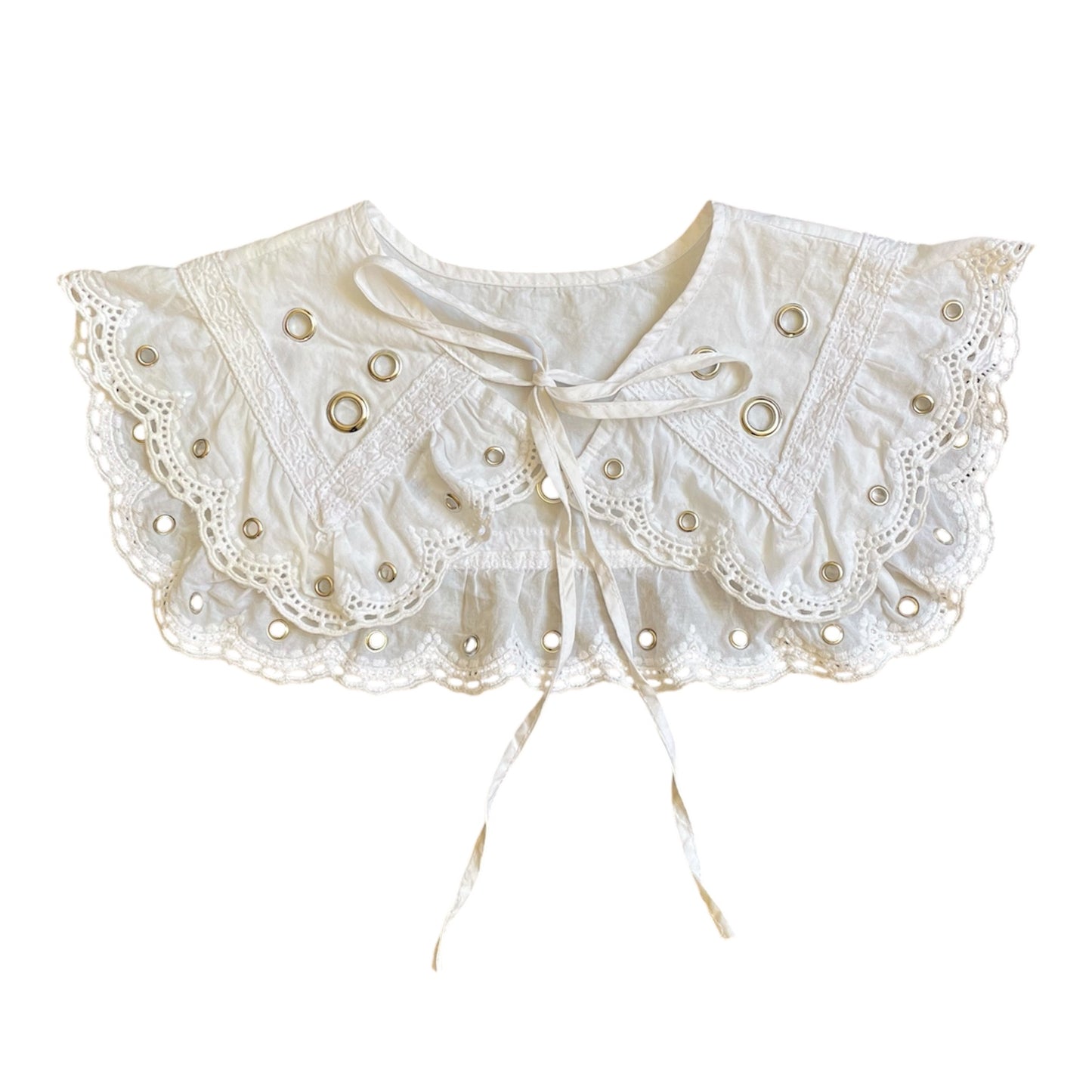 Eyelet frill collar