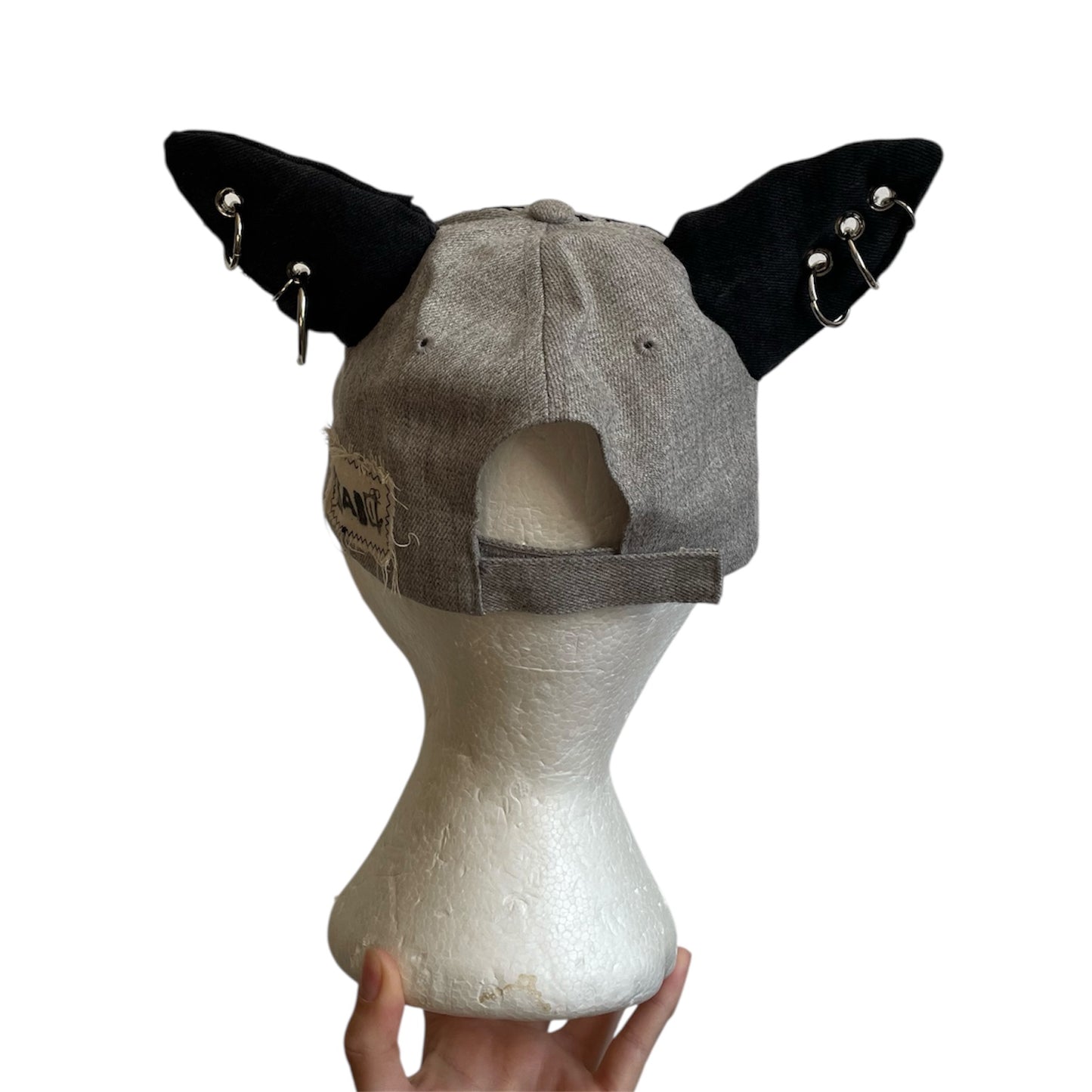 Scrappy ear cap