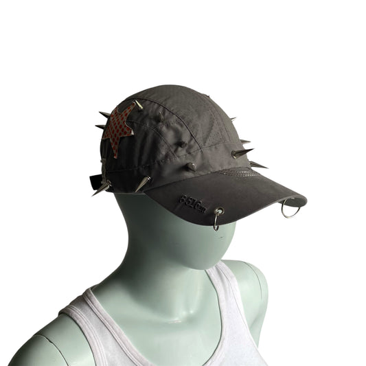 Spike star cap