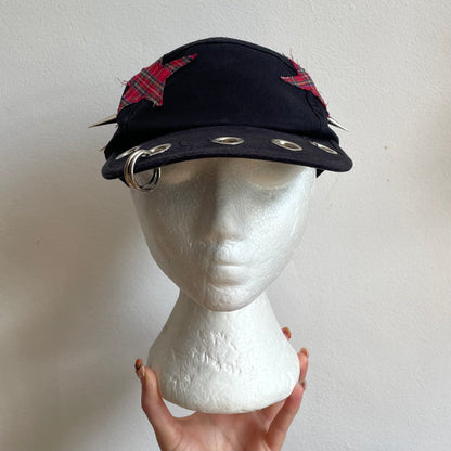 Tartan star + spike hat