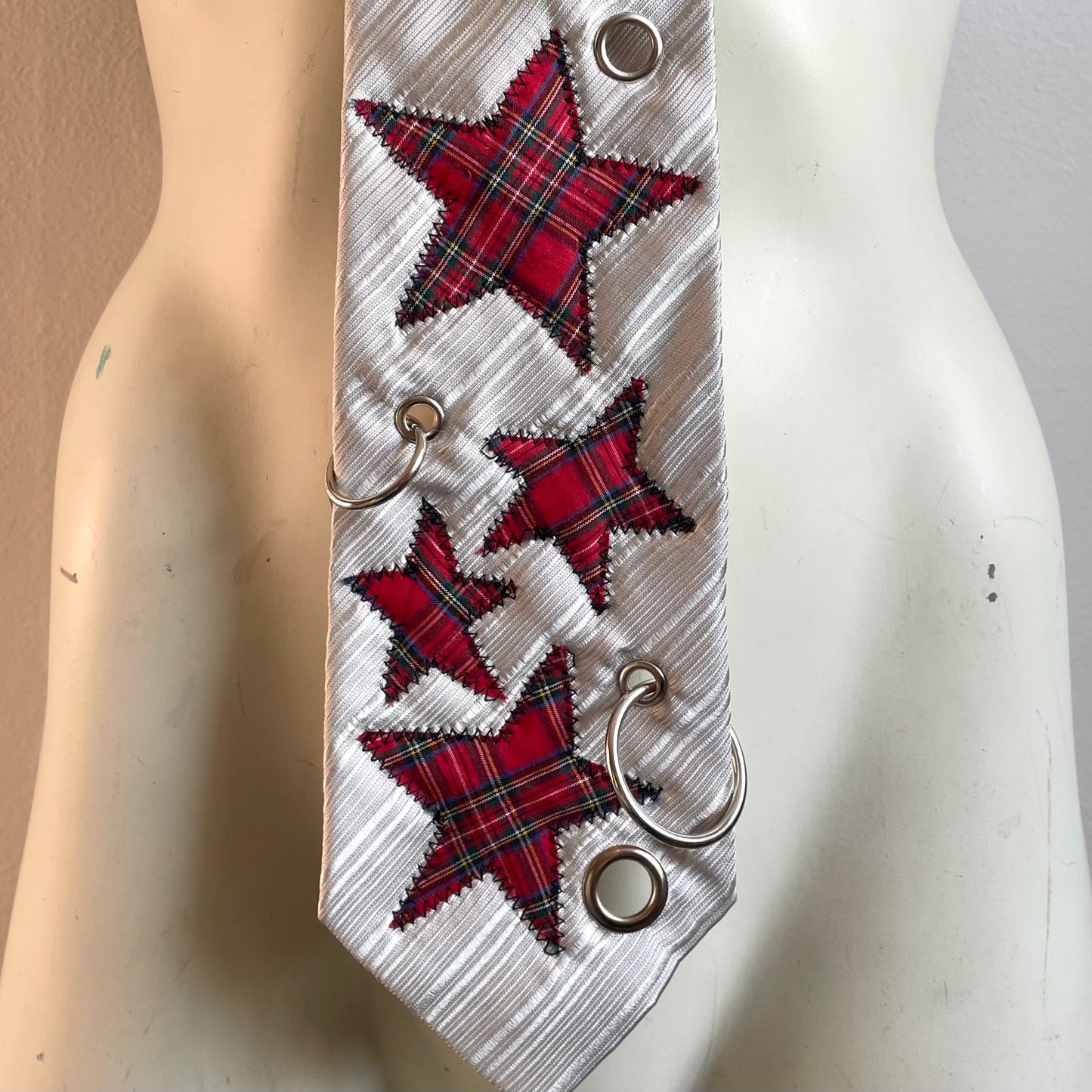 Tartan star tie