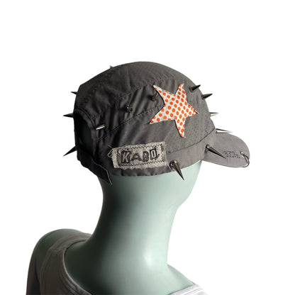 Spike star cap