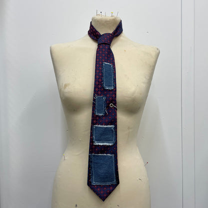 Denim pocket tie