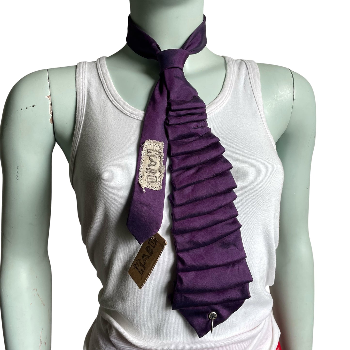 Accordion tie