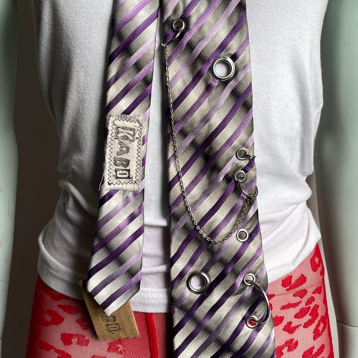 Purple hardware tie