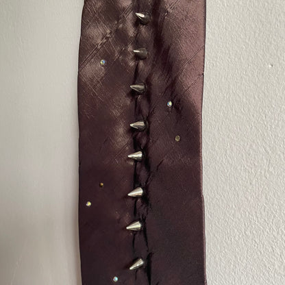 Spike tie