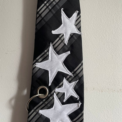 Scrappy star tie